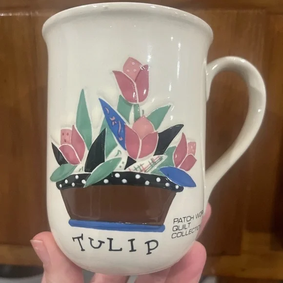 True vintage quilted tulip mug - Picture 4 of 4